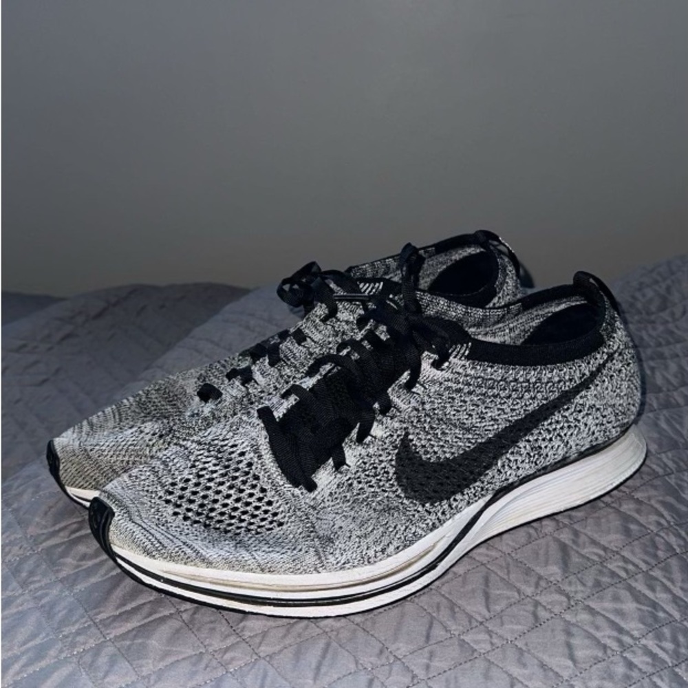 Nike Flyknit Racer
Mens 11
Black/white 
$70